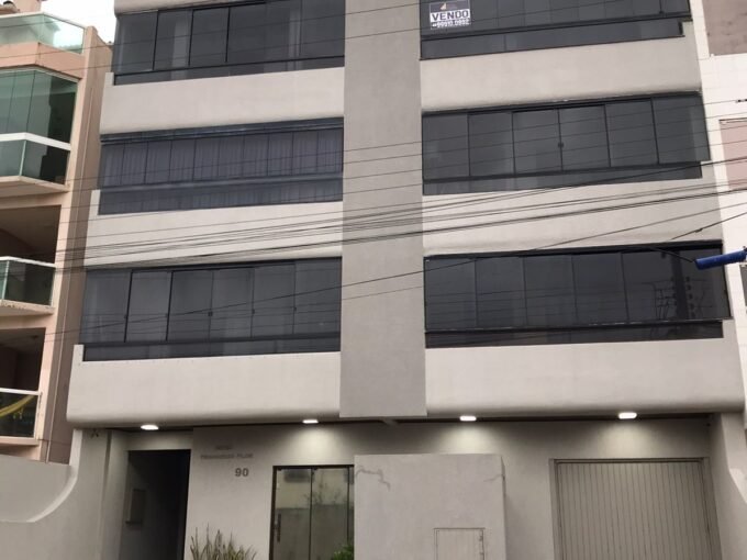 🏖️ Cobertura à venda no Edifício Francisco Flor – Laguna/SC