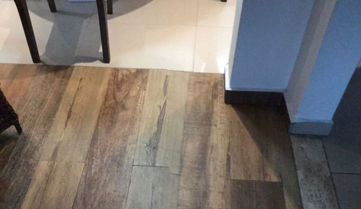 WhatsApp Image 2025-10-21 at 10.35.00 (2)