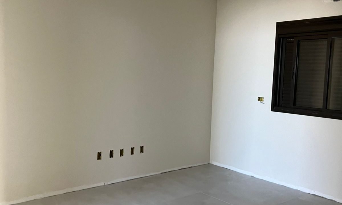 WhatsApp Image 2026-02-12 at 00.29.38 (3)