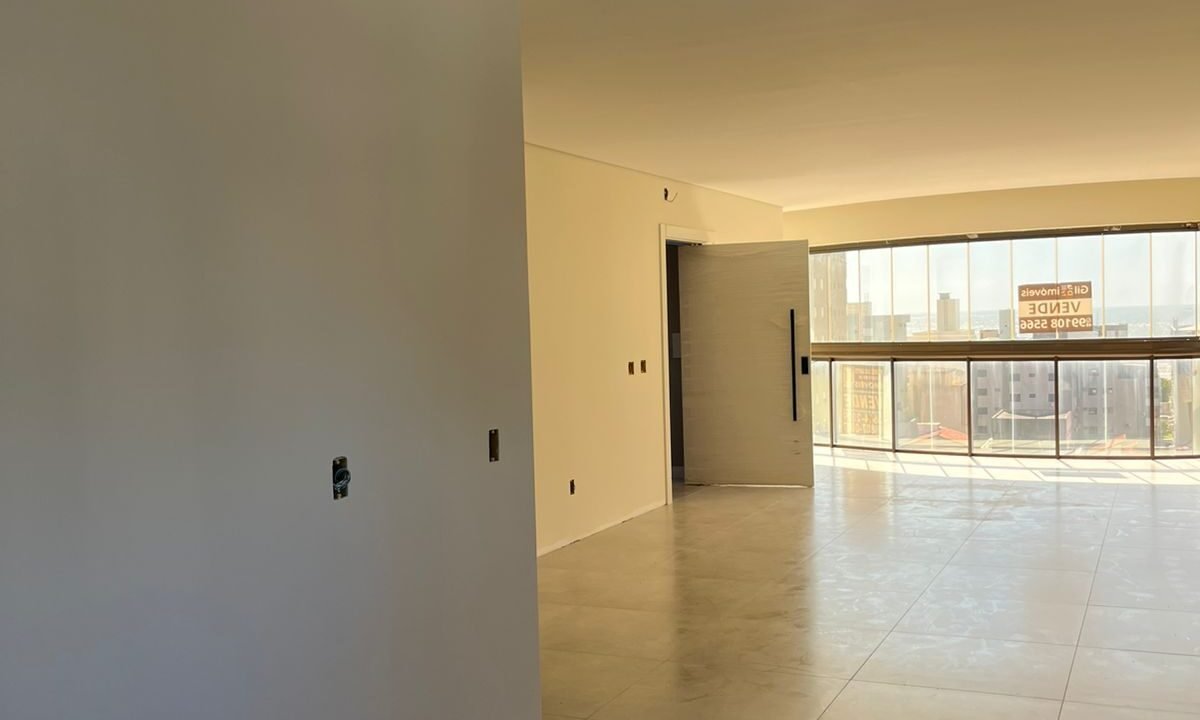 WhatsApp Image 2026-02-12 at 00.29.40